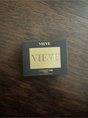 Vieve Trinket Tin Lip Dew